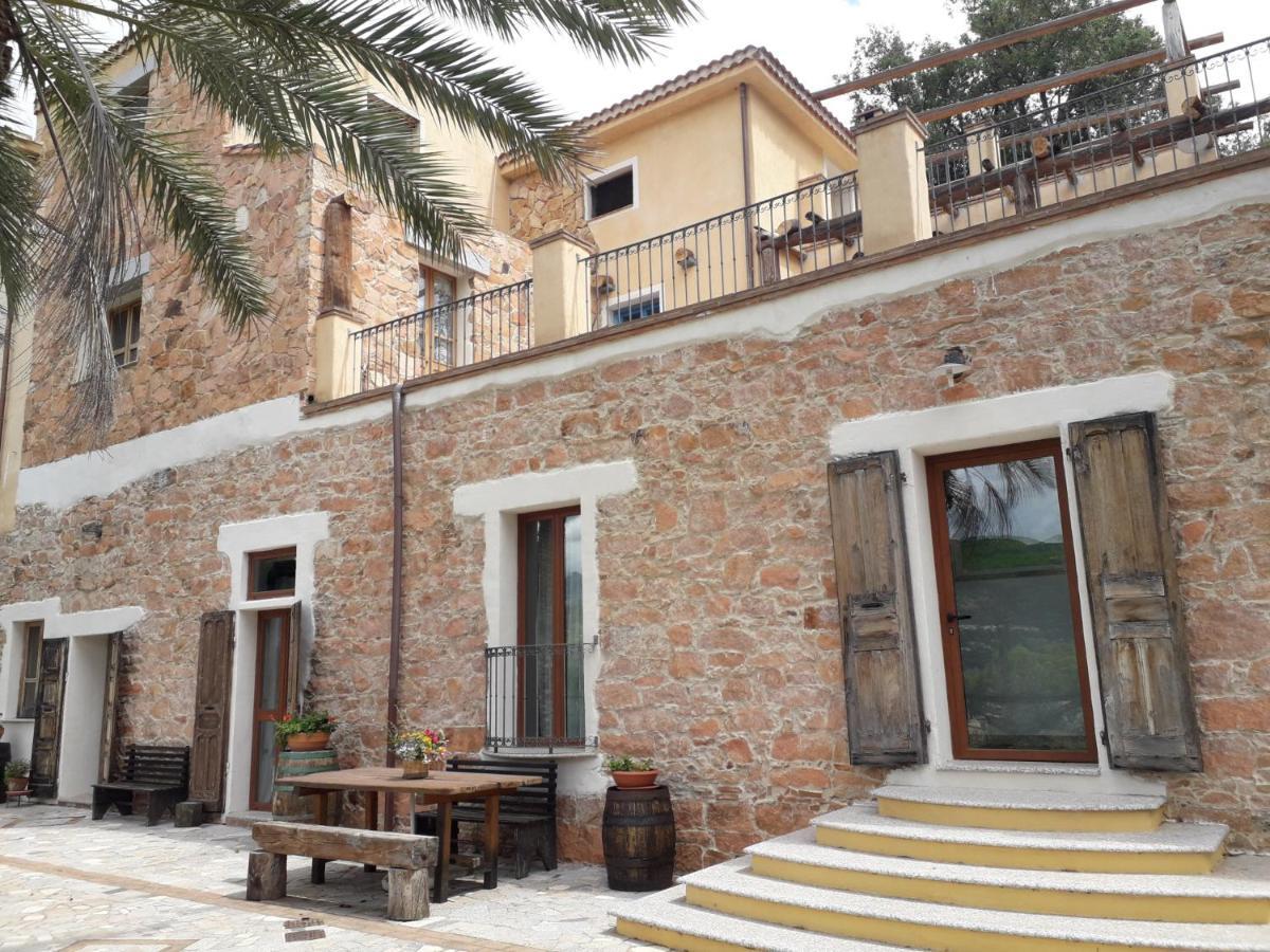 Sa Perda Arrubia Villa Кардеду Екстериор снимка